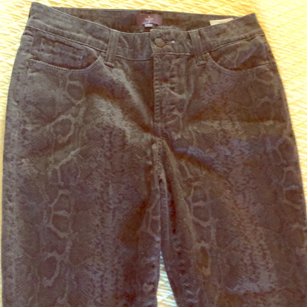 NYDJ black/gray  animal print skinny jeans, size 2 - Picture 7 of 7